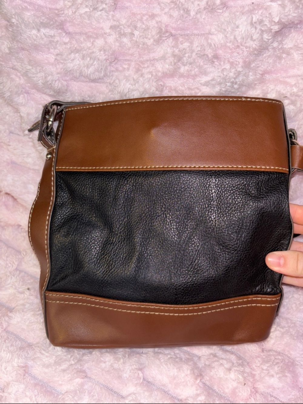 Chaps Brown and Black Two-Tone Messenger Bag - Picture 5 of 5